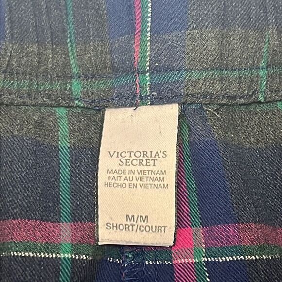Victoria’s Secret Blue Plaid Two Piece Pajama Set- Button Down Pull-On-Med Short - Picture 12 of 16